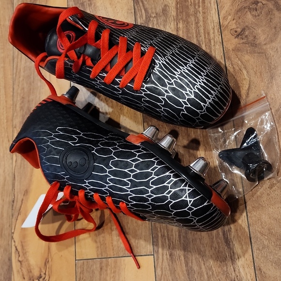 Brand new Optimum Viper Rugby Boot - Picture 3 of 3